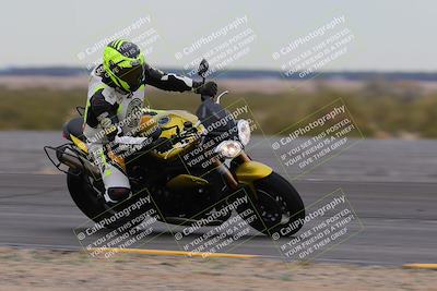 media/Jan-14-2023-SoCal Trackdays (Sat) [[497694156f]]/Turn 11 Inside (950am)/